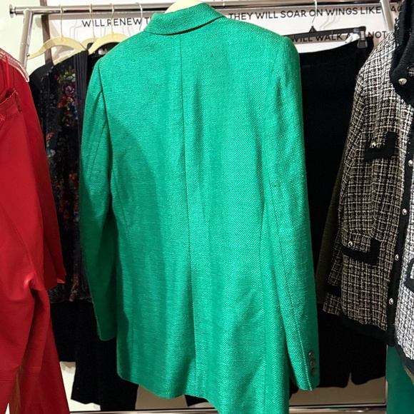 Ellen  Tracy 100% silk  blazer - Picture 2 of 3